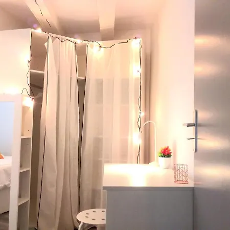 A La Grosse Armee - Dans Hotel Particulier, Hypercentre Avec Garage, Au Calme Bourges Exterior photo